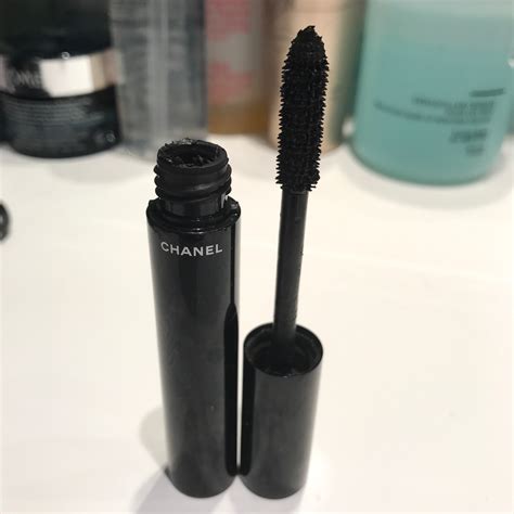 le volume de chanel mascara review paula& 39|le volume de chanel price.